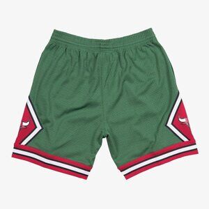 Chicago Bulls 08-09 Mitchell & Ness NBA Swingman Green Week Basketball Shorts